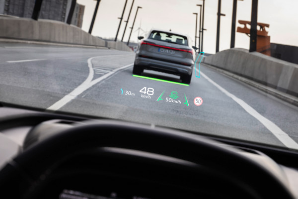 Audi’s all-electric Q4 e-tron crossover will have a dynamic AR windshield display – TechCrunch