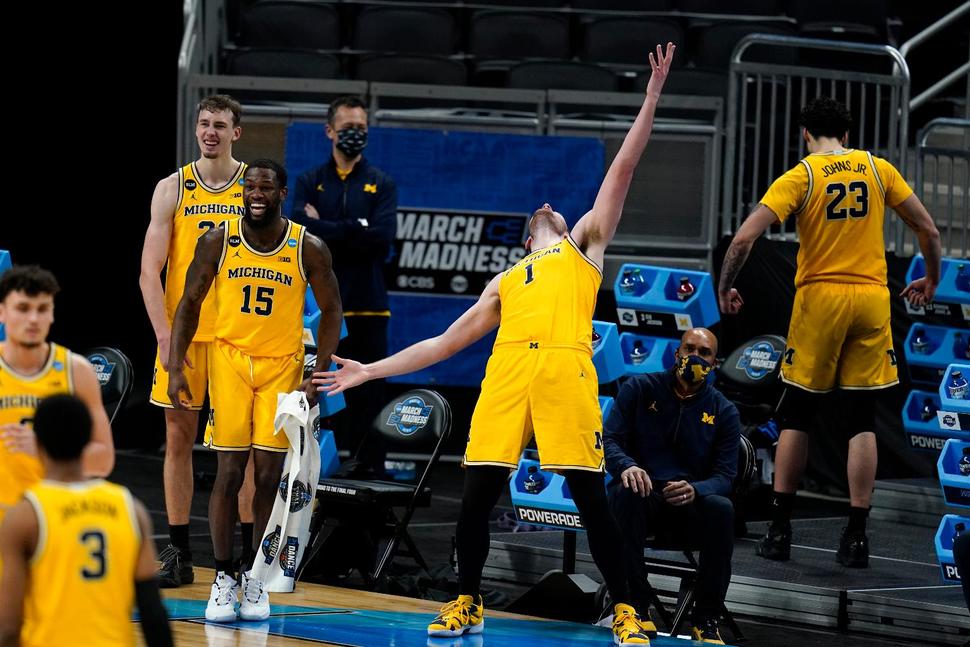 Inside Job: Michigan Goes to the Paint to Top FSU 76-58 | Sports News
